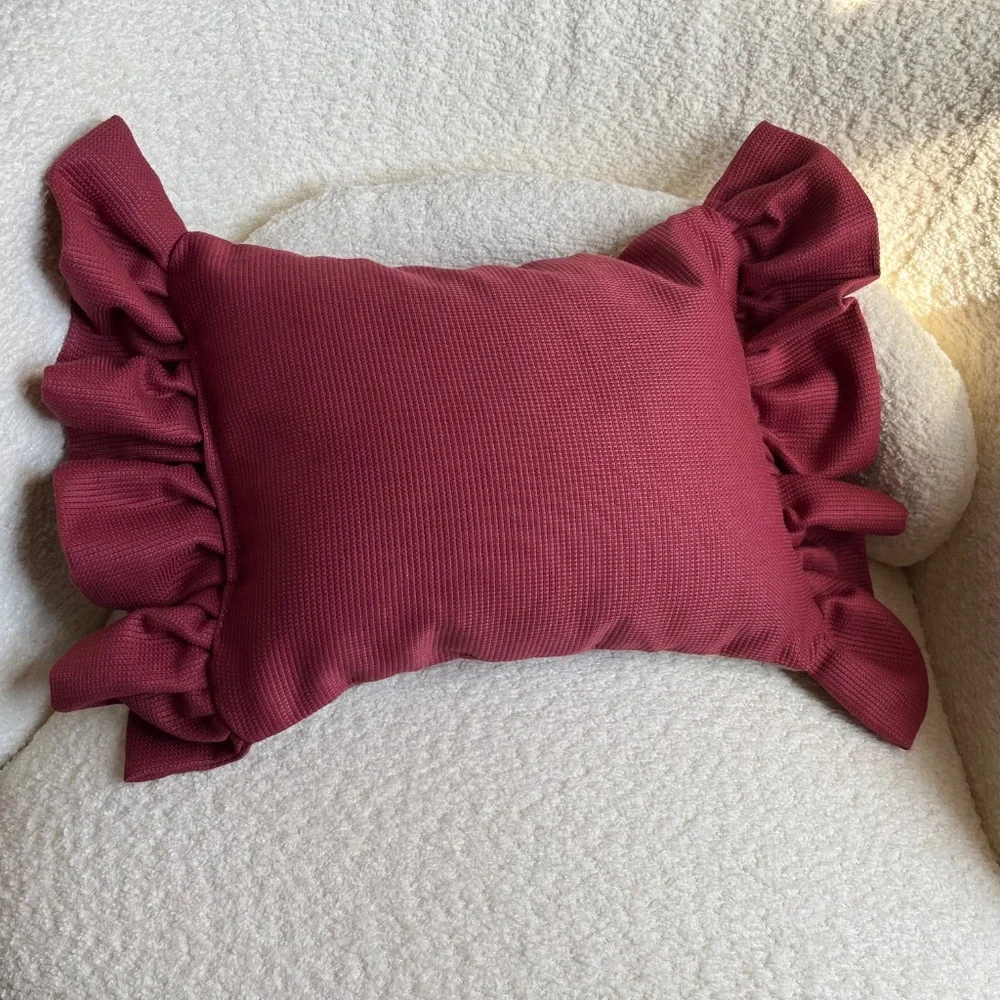 Country-style Plaid Ruffled Decorative Pillow
